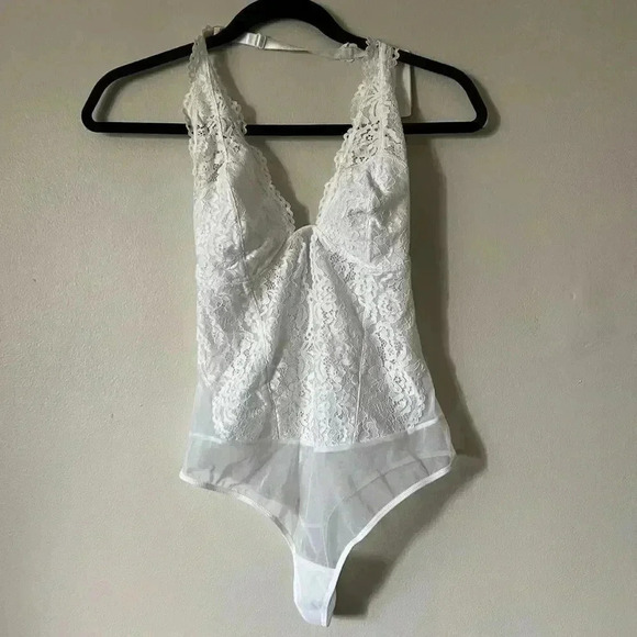 NWT b.tempt'd by Wacoal, Ciao Bella Bodysuit - medium - Picture 2 of 5